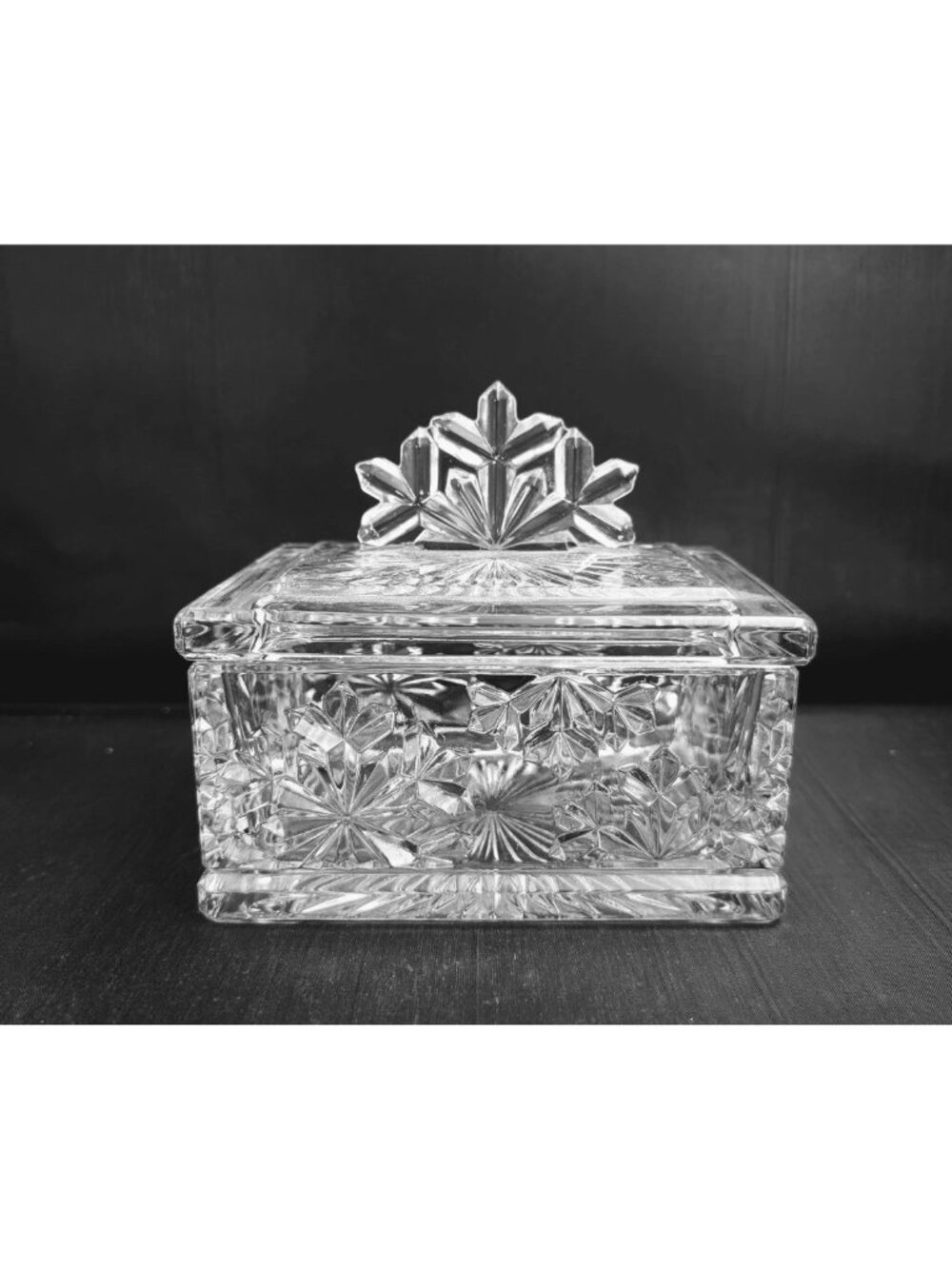 Vintage Gorham German Crystal Snowflake candy trinket lidded dish